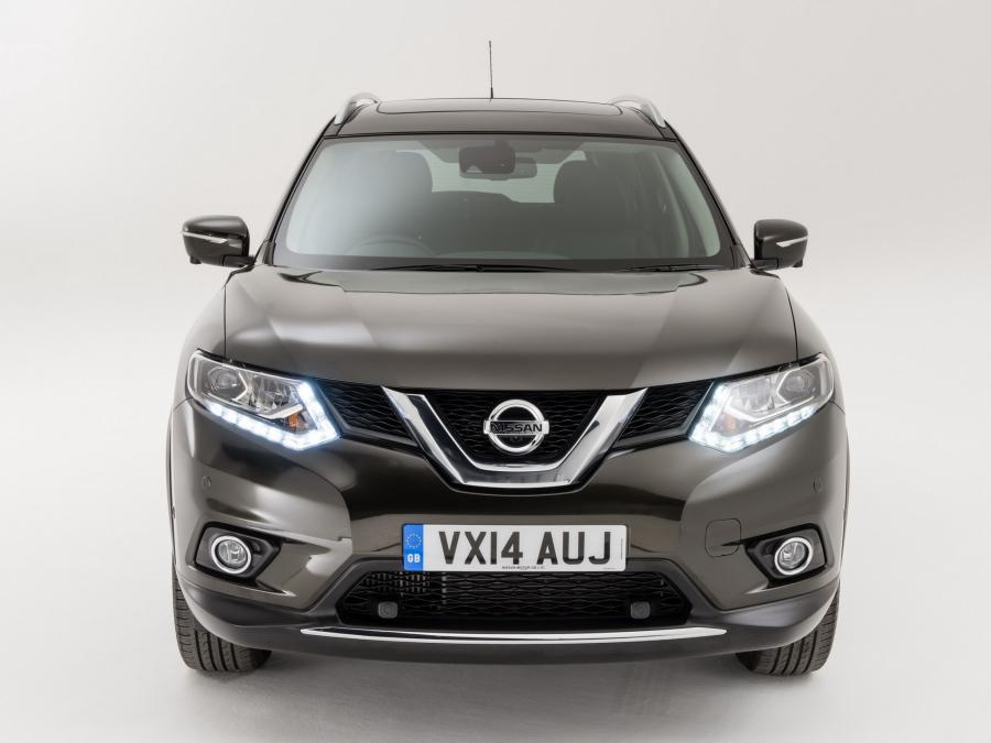  Nissan X-Trail 2014 года  (UK) (фото 3 из 10)